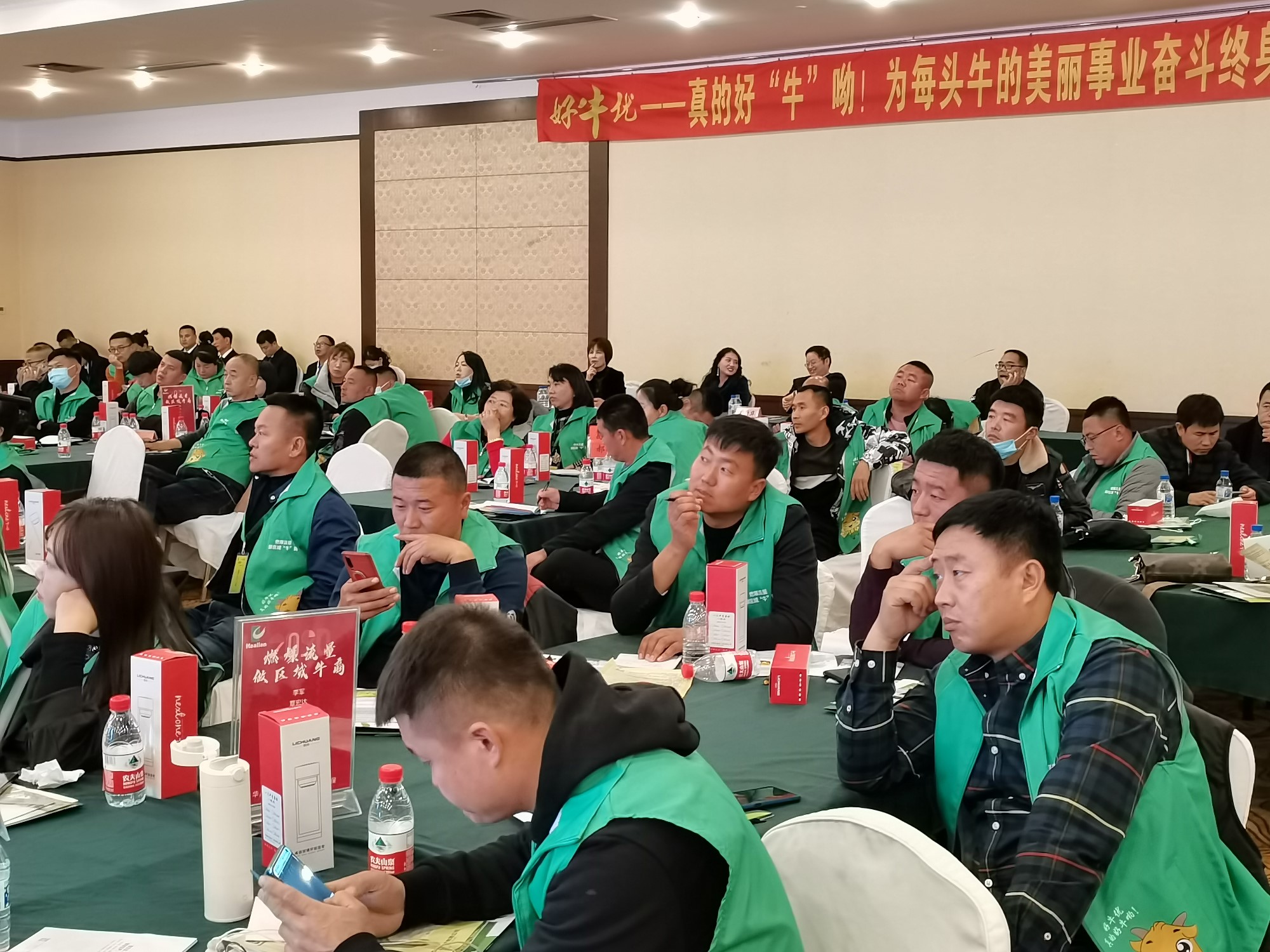 《燃爆流量 做區(qū)域“?！鄙獭返拈L(zhǎng)春站